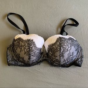 Victoria’s Secret Dream Angels lined Demi bra